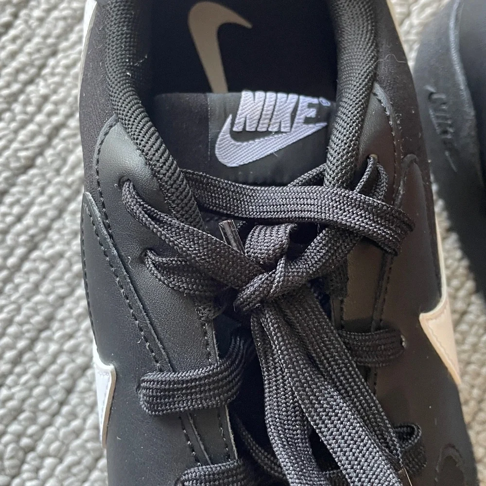 NIKE Women’s Terra Manta Athletic Sneakers